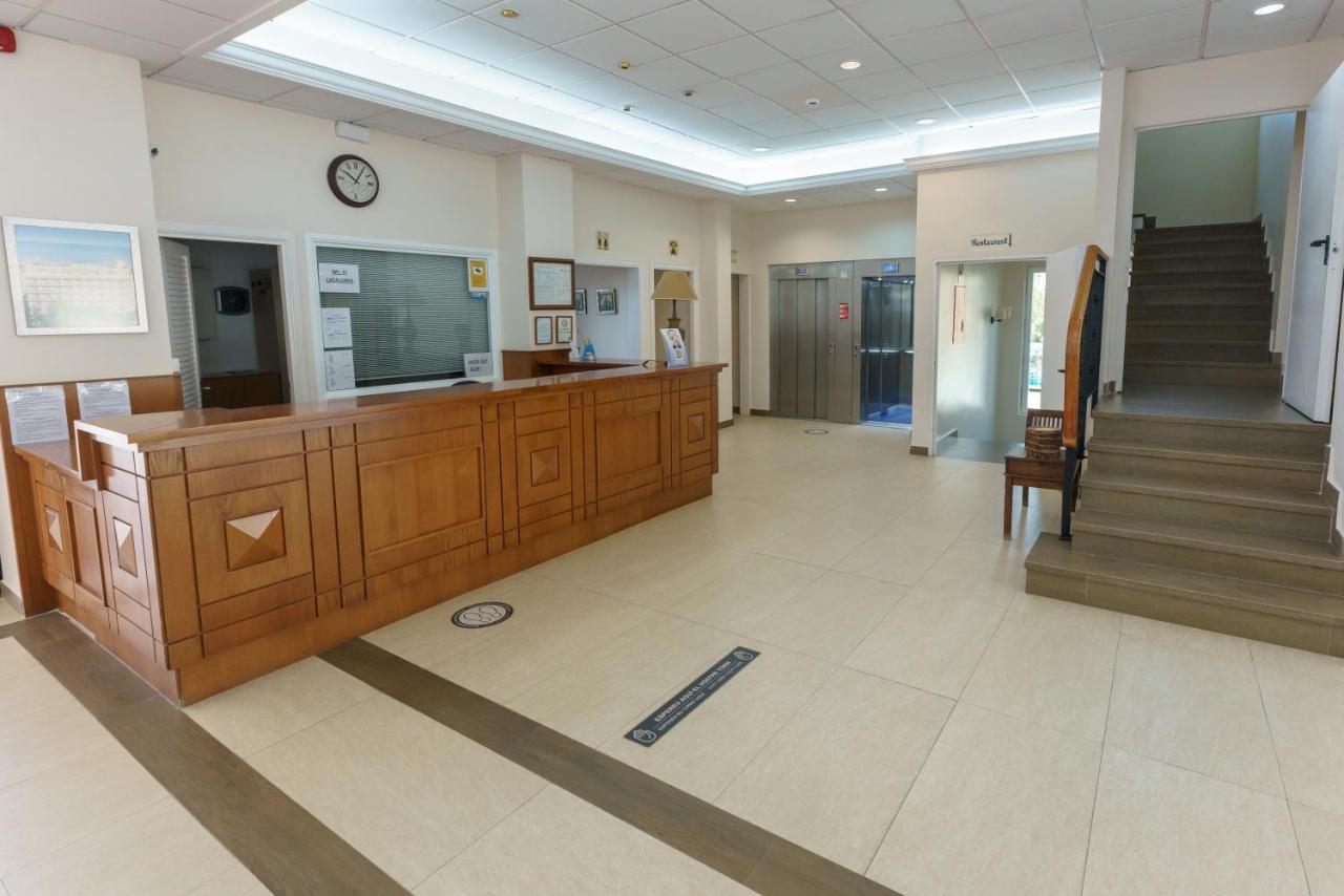 Checkin Catalonia Hotel Калея Екстериор снимка