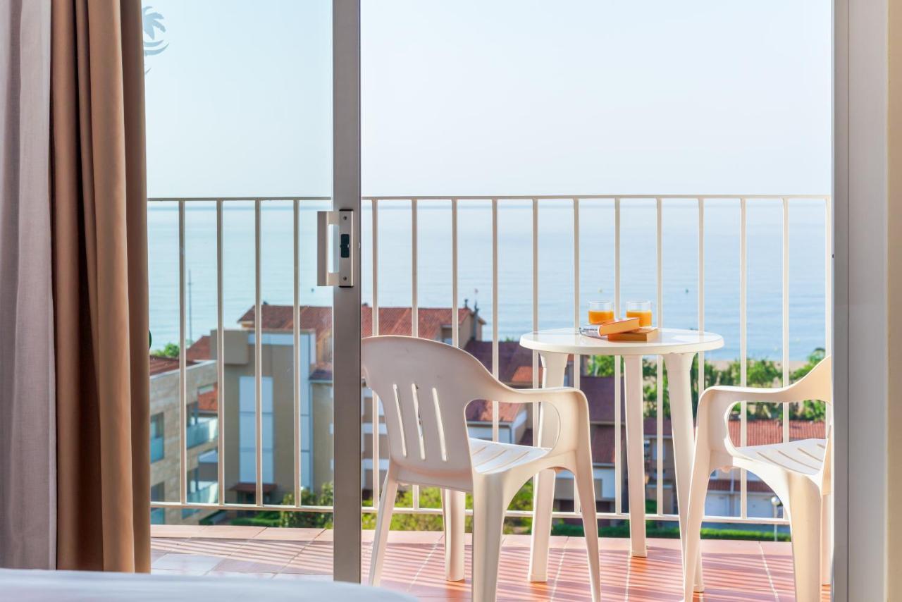 Checkin Catalonia Hotel Калея Екстериор снимка