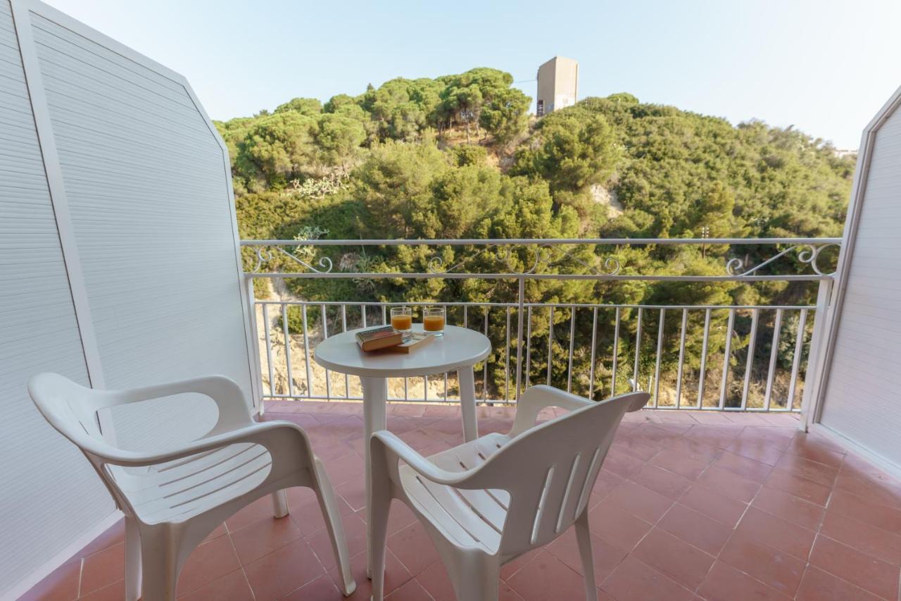 Checkin Catalonia Hotel Калея Екстериор снимка
