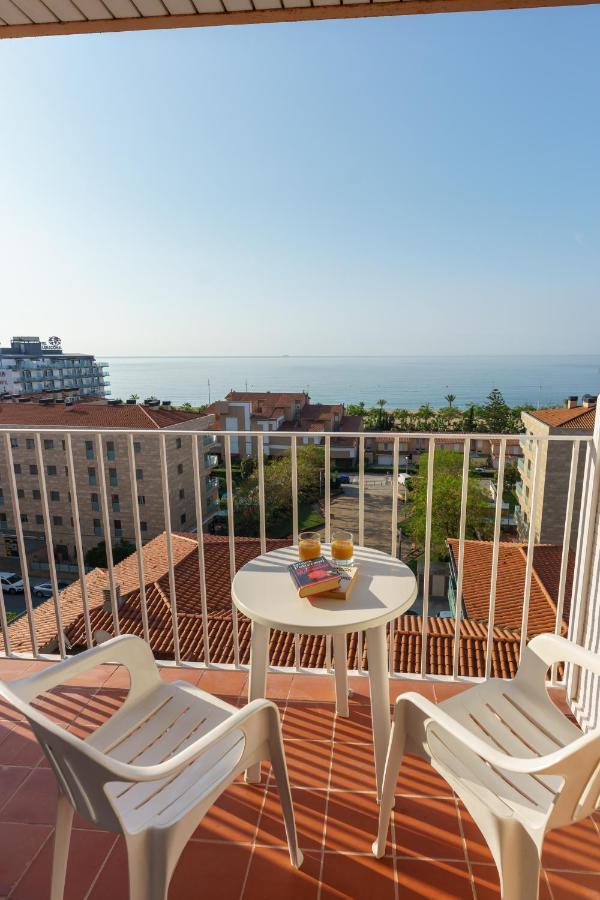Checkin Catalonia Hotel Калея Екстериор снимка