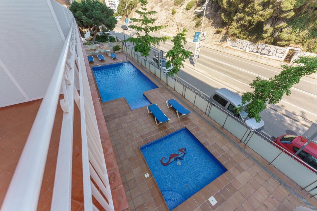 Checkin Catalonia Hotel Калея Екстериор снимка
