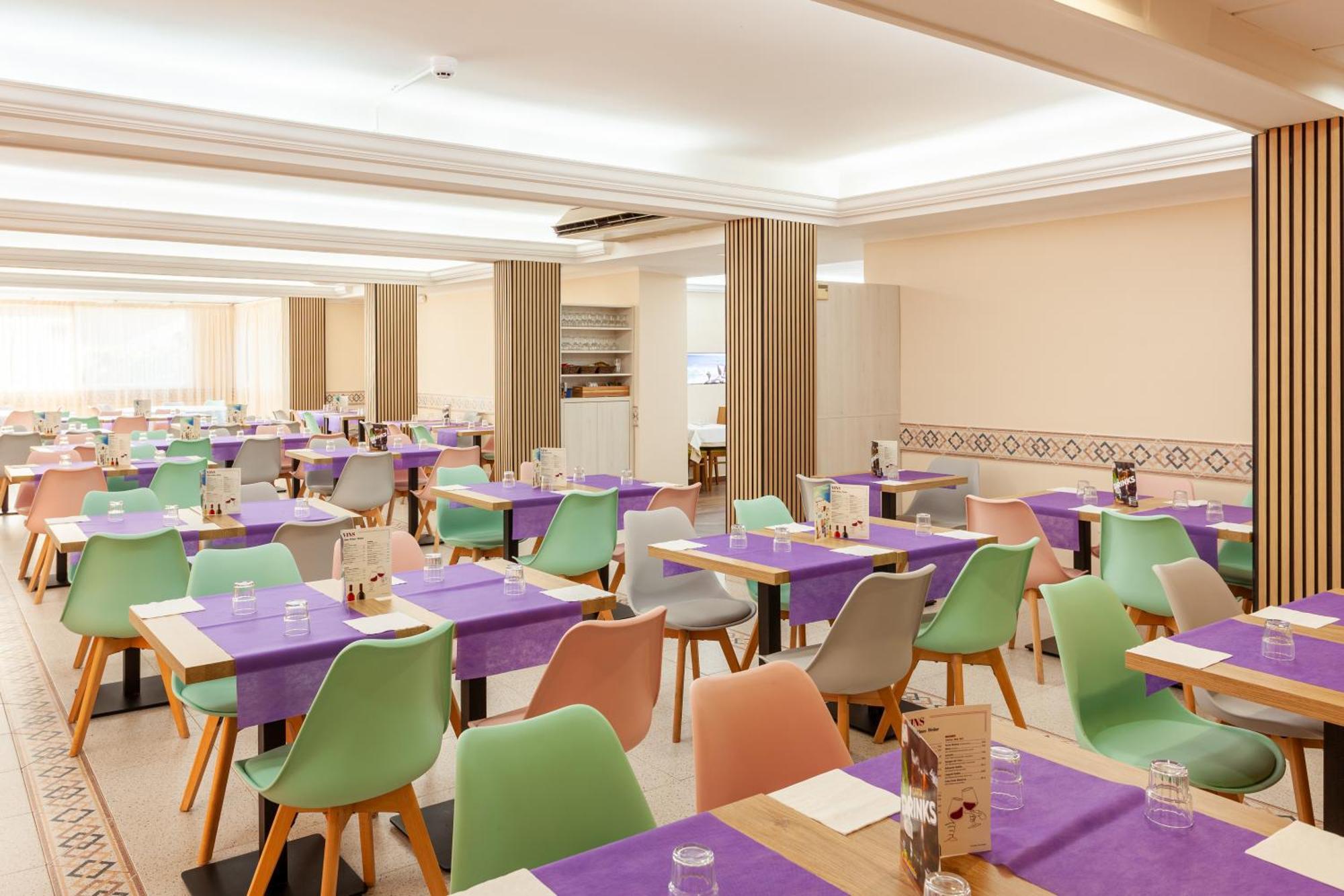 Checkin Catalonia Hotel Калея Екстериор снимка